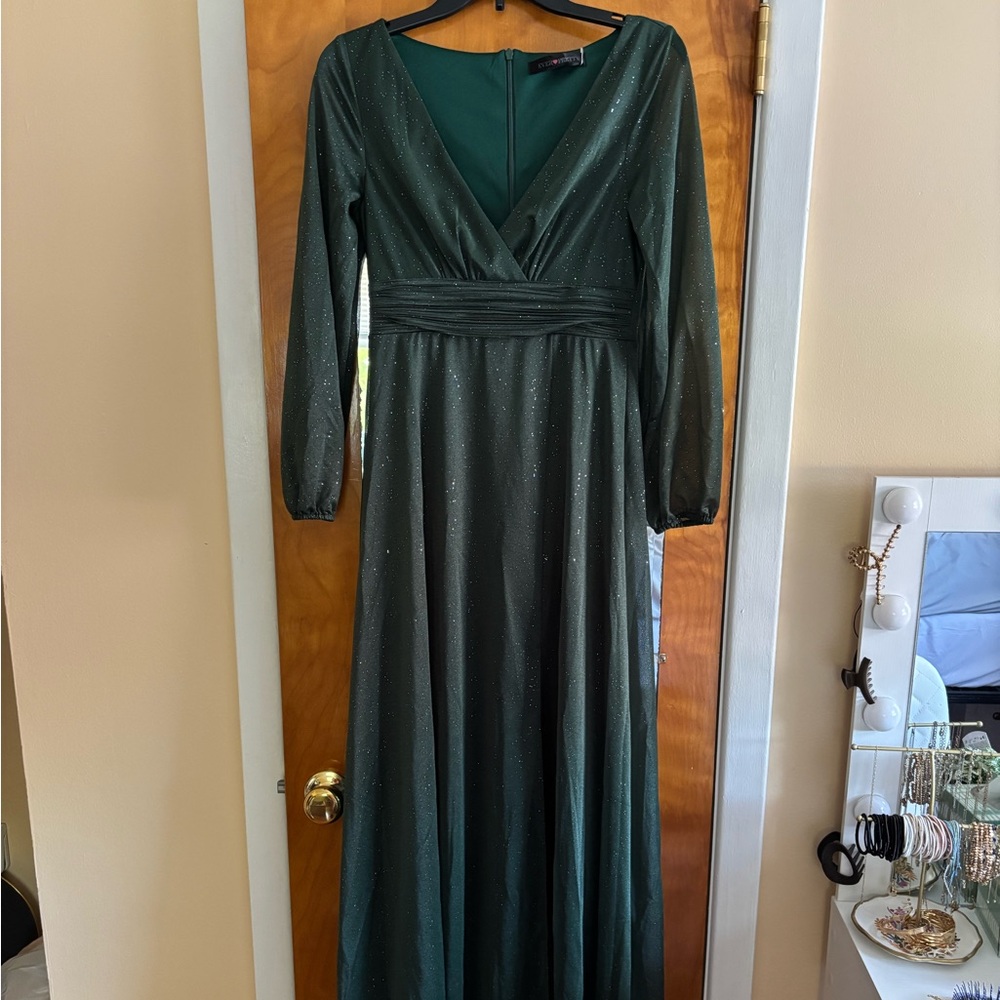 Ever Pretty Elegant Green Evening Gown Size 4